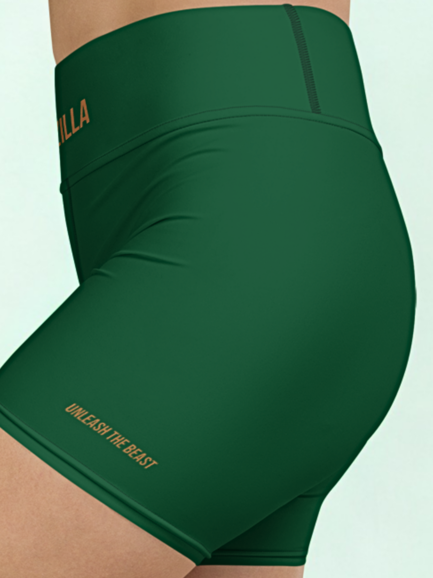 ESSENZA SHORT · FOREST GREEN